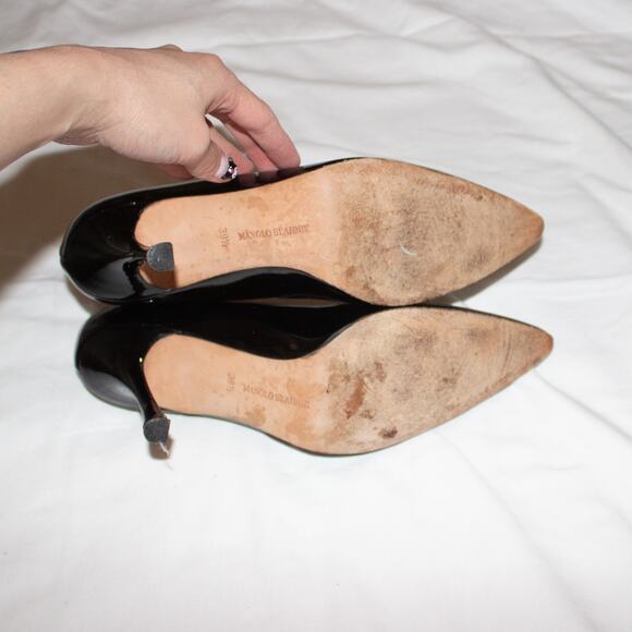 manolo blahnik black patent leather pointed toe classic pumps heels sandals - Picture 9 of 12